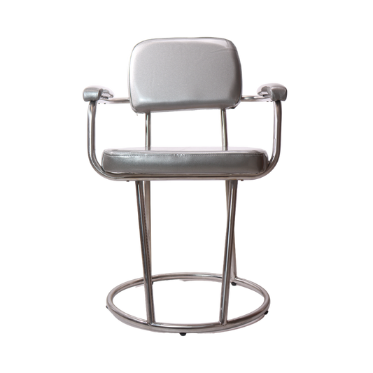 កៅអីកាត់សក់នារី