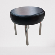 កៅអីធ្វើក្រចក( ខ្មៅ) / foot spa stool (Black)